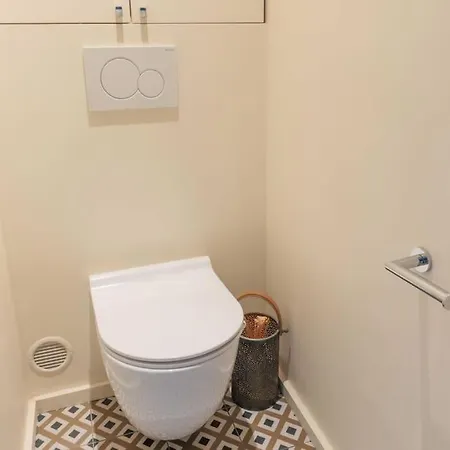 Апартаменты Charmant Duplex En Plein Coeur De 3p